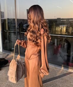 Alternative view of G. Training suit