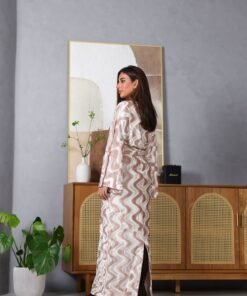 Alternative view of The Wavy